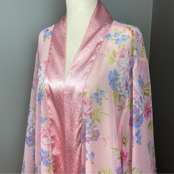 Jaclyn Smith Sheer Robe Kimono Size 3X Light Powder Pink w Blue Floral Print - Picture 2 of 10